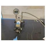 Ashcroft hydraulic pressure calibration pump