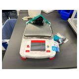 Ohaus AX2202 Precision Balance