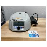 Oxford BenchMate C12V Microcentrifuges