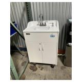 Ozark River, Premier Portable Hot Water Sink  (Hay