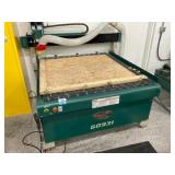 Grizzly 60931 CNC Router Table with Jet DC100 Dust
