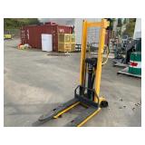 Vertil Manual Stacker