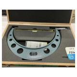 Mitutoyo 11-12ï¿½ .0001ï¿½ Micrometer