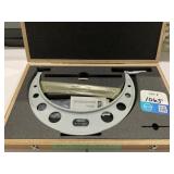 Mitutoyo 10-11ï¿½ .0001ï¿½ Micrometer