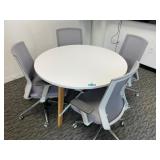48ï¿½ Round Meeting Room Table w/ (4) AMQ Chairs, (2