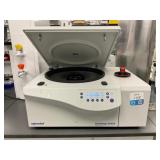 Eppendorf 5810 R Refrigerated Centrifuge