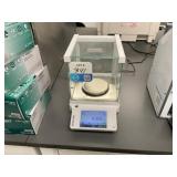 Mettler Toledo ME503T Precision Balance