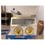 Glovebox; Polypropylene Dimensions: 24ï¿½ x 29ï¿½ x 35