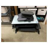 Level Top Desk
