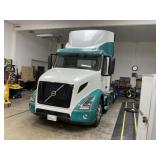 2023 Volvo Truck