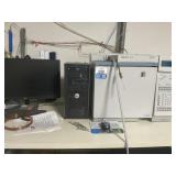 Hewlett Packard HP 6890 Series GC System with Tabl
