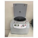 Ohaus, Centrifuge