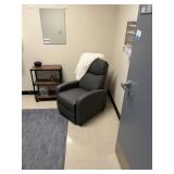 Room with Contents