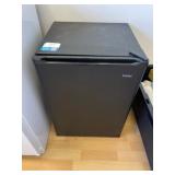 Haier ECR27B  2.7 cu. ft Compact Refrigerator (Bri