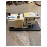 Edwards E1M18 Vacuum Pump