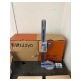 Mitutoyo 570-322 HDS-H30C Digimatic height gauge