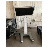 LG 32HL7105 Medical Monitor w/ Stand