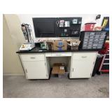 Work Bench, With contents included Dimensions: 26ï¿½