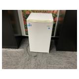 Danby DCR32CWDB Small Refrigerator
