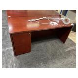 Office Desk 66ï¿½ x 30ï¿½ x 29ï¿½ with Magnifying Lamp