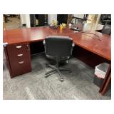 Office Desk w/ right-hand Return 72ï¿½ x 84ï¿½ x 29ï¿½ &