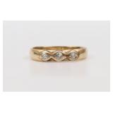 GENTS 14K 3-STONE DIAMOND BAND