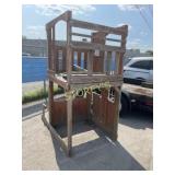 Wood Tree House Unit