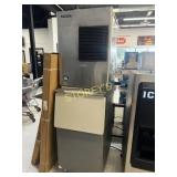 Hoshizaki ~280lbs Ice Machine w/ Bin