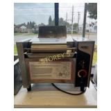 APW Vertical Toaster w/ Butter Spreader - M-2000
