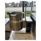 Cleveland 6qrt Elec. Steam Kettle - KET-6T