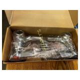 NEW 8" Wall Mount Faucet Set