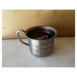 LG Measuring Cup ~8 x 6