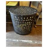 Metal Linen / Laundry Basket ~20 x 15 x 23 Metal Linen / Laundry Basket ~20 x 15 x 23