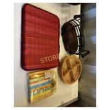 2 Baskets, 4 Placemats, Napkins, Etc. 2 Baskets, 4 Placemats, Napkins, Etc.