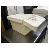 Ingredient Bin w/ Lid ~15x20x11