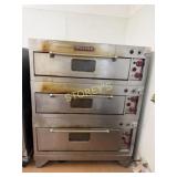Vulcan 3 Deck Elec. Pizza Oven - Hardwired