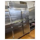 Traulsen 2dr S/S Upright Freezer on Wheels