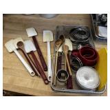 Tray w/ Asst Spatula's, Baking Accessories,