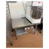 3' x 2' S/S Equipment Stand