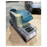 Makita 4" Endless Belt Sander - 9924DB