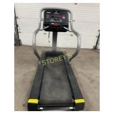 * Star Trac Comm. Treadmill - 220v