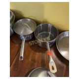 2 S/S Sauce Pots & 1 Lid