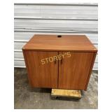 2 DR oak cabinet
