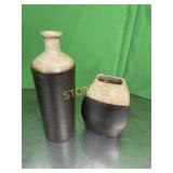 2 Decorative Vases