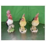 3 Garden Roosters