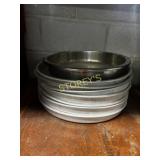7 LG Alumin Tray ~17" & 14" S/S Bowl