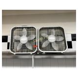 2 Fans