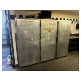 3dr Reach-in Alumin Insulated Cabinet
