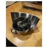 Comm. Can opener, Mixing Bowl, Guard, Whip,