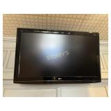 LG Flat Screen TV & Wall Mount ~54"